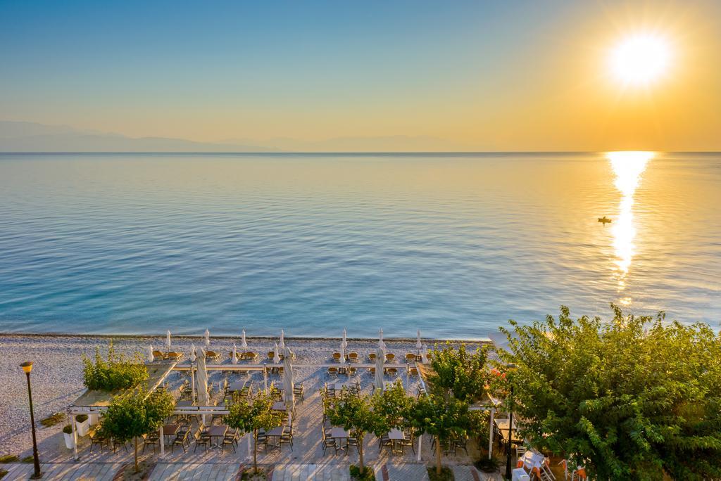 Akrata Beach Hotel Exterior foto